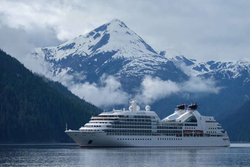Uncover Alaska’s Wilderness with Seabourn’s Elite Expedition Team
